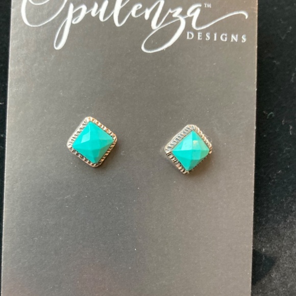 Opulenza Sterling Silver Post Turquoise earrings. NEW Never worn. - Picture 1 of 3